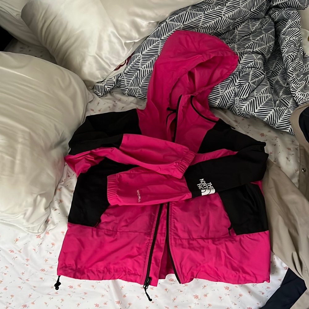 North face windbreaker